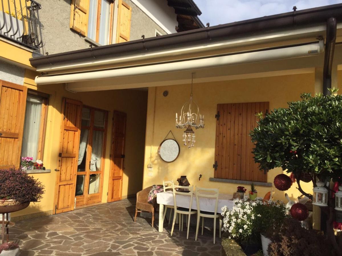 B & B Da Giusy Corte Franca Exteriör bild